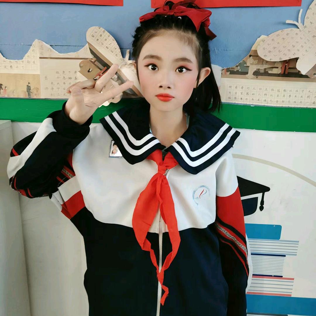 ꧁꫞꯭桃歌꫞꧂