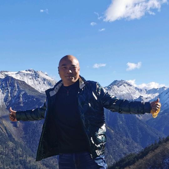 成都车元素🚗彭湃🐉