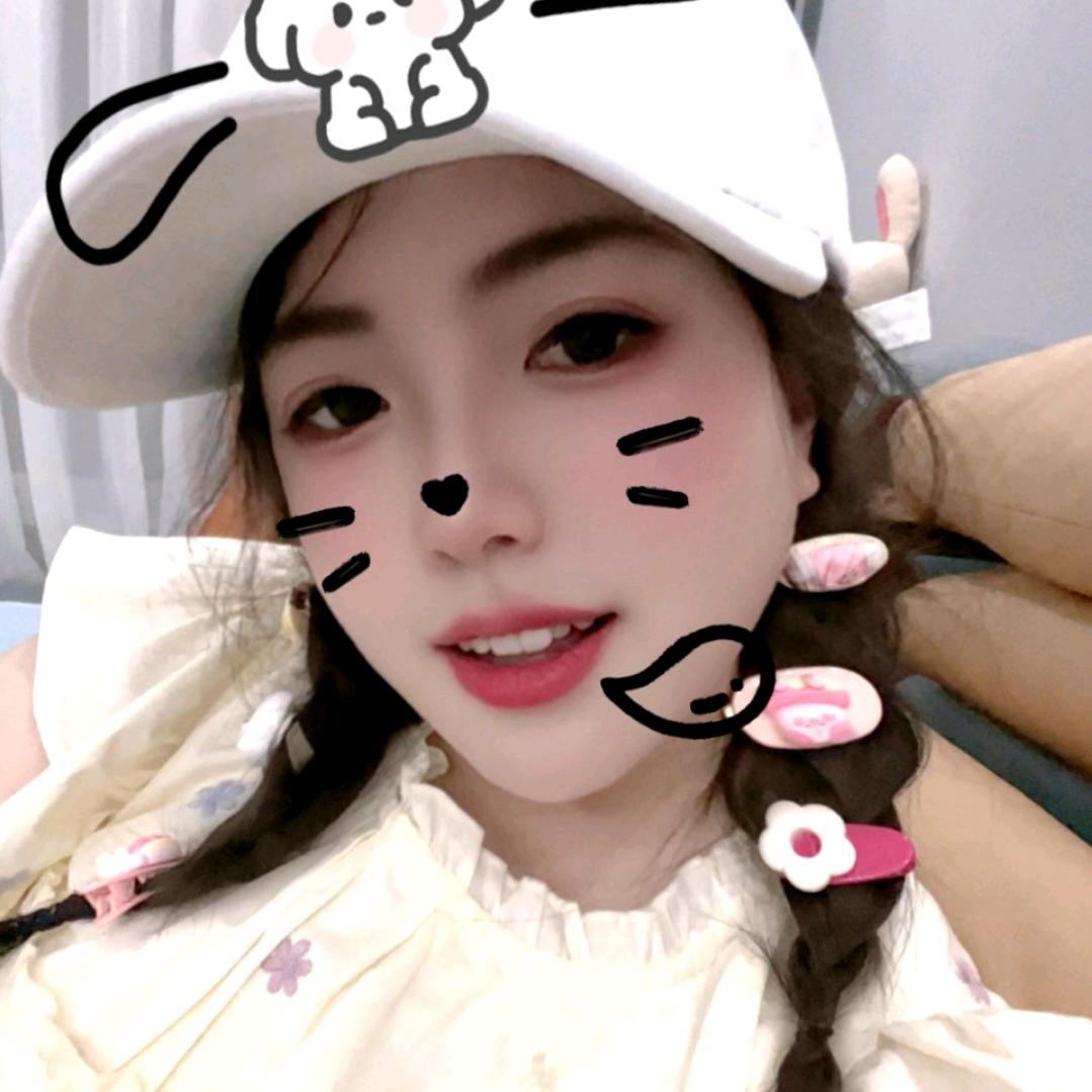 是小霞吖💕