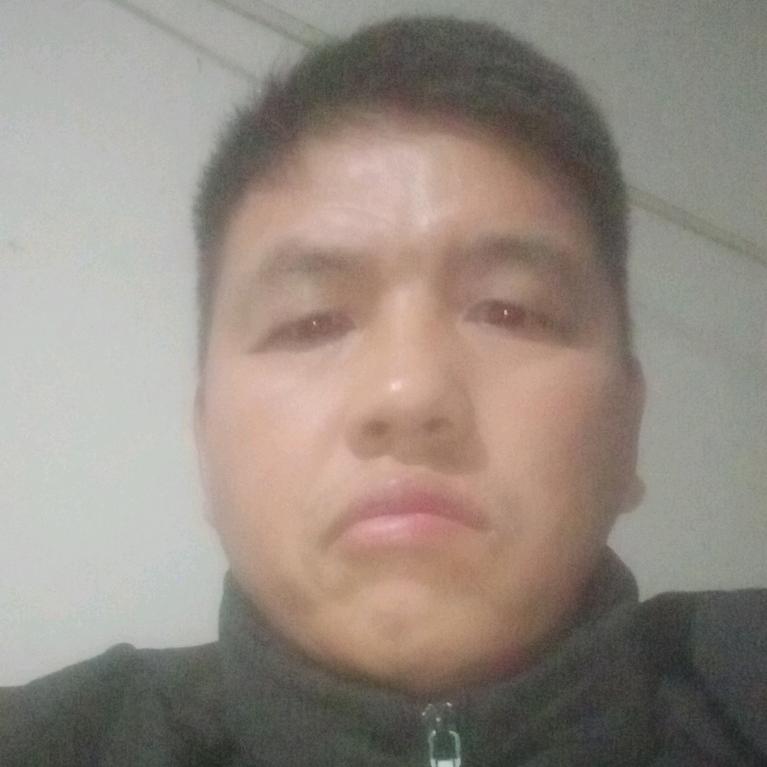 唐峦
