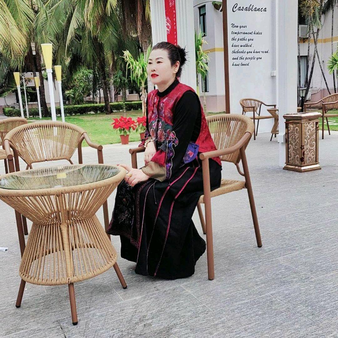 李秀芬《63年闰四月兔》