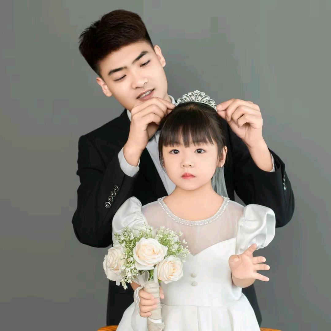 范营一剪钟情美发