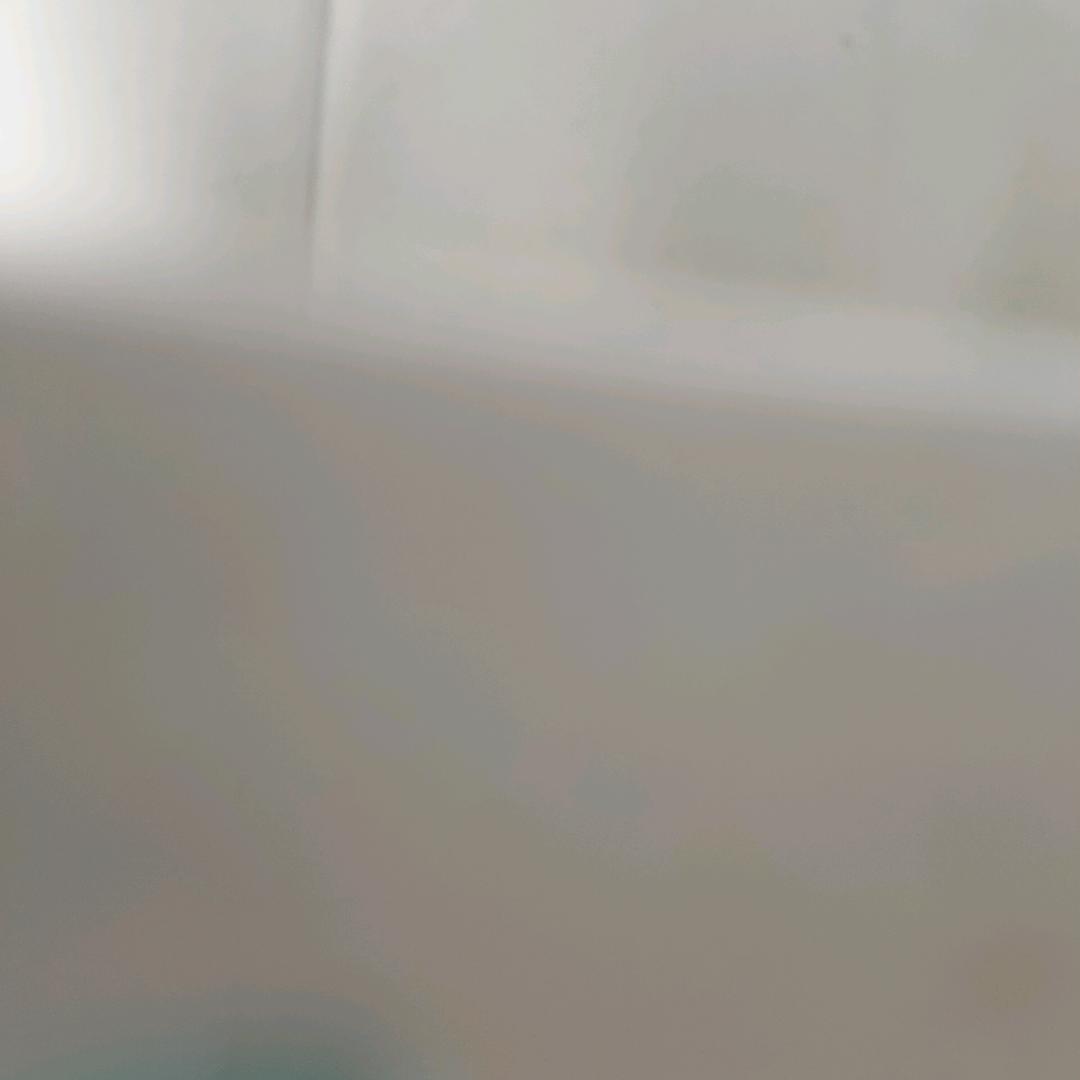29016778122