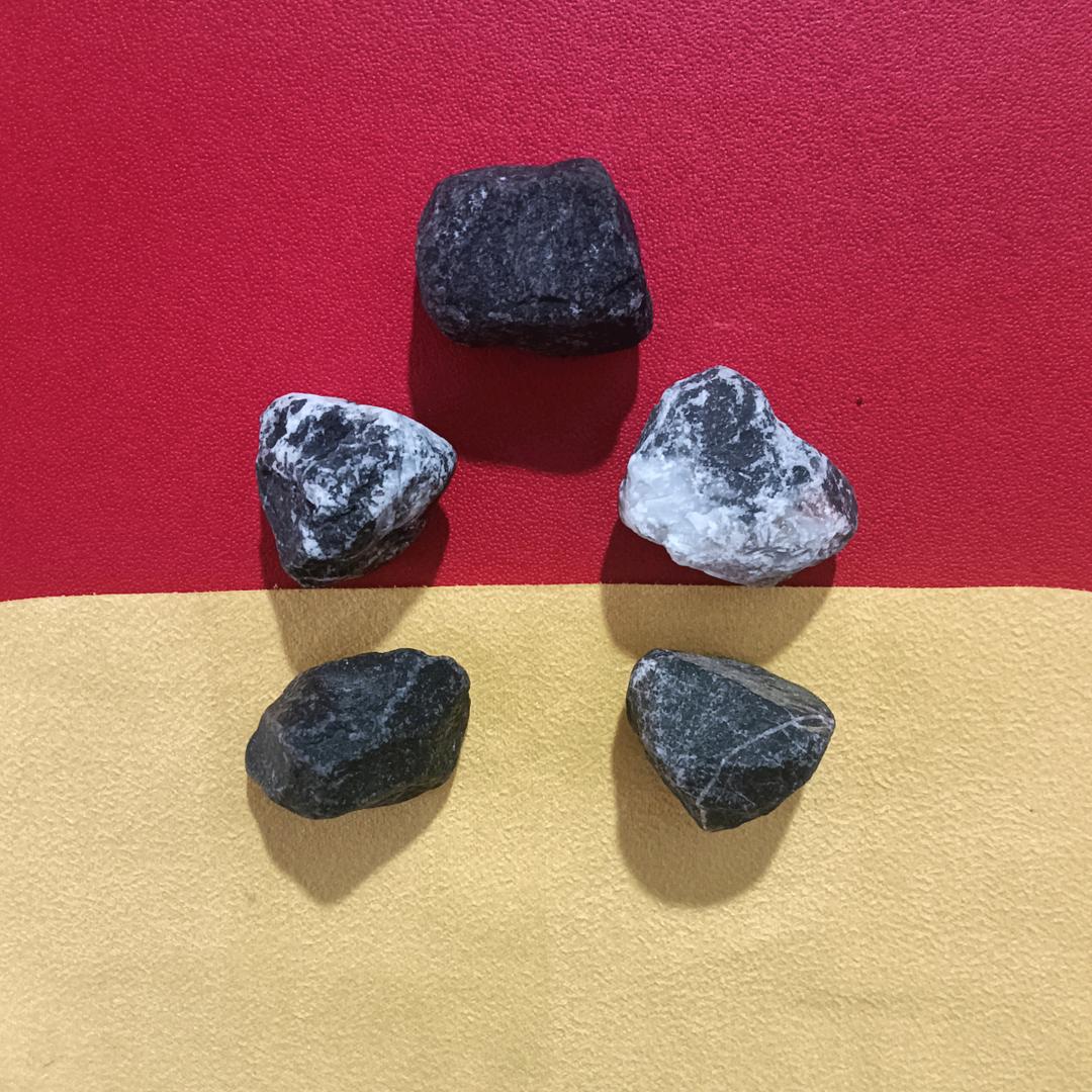 抓石子