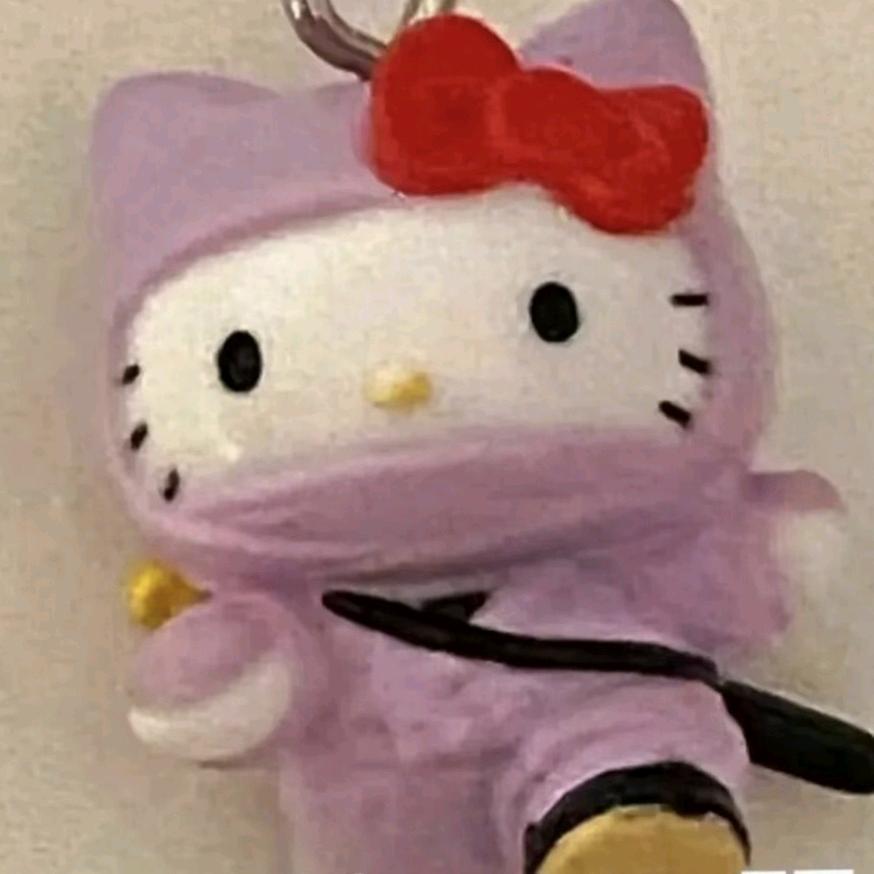 鱼饼🍥￣ヘ￣