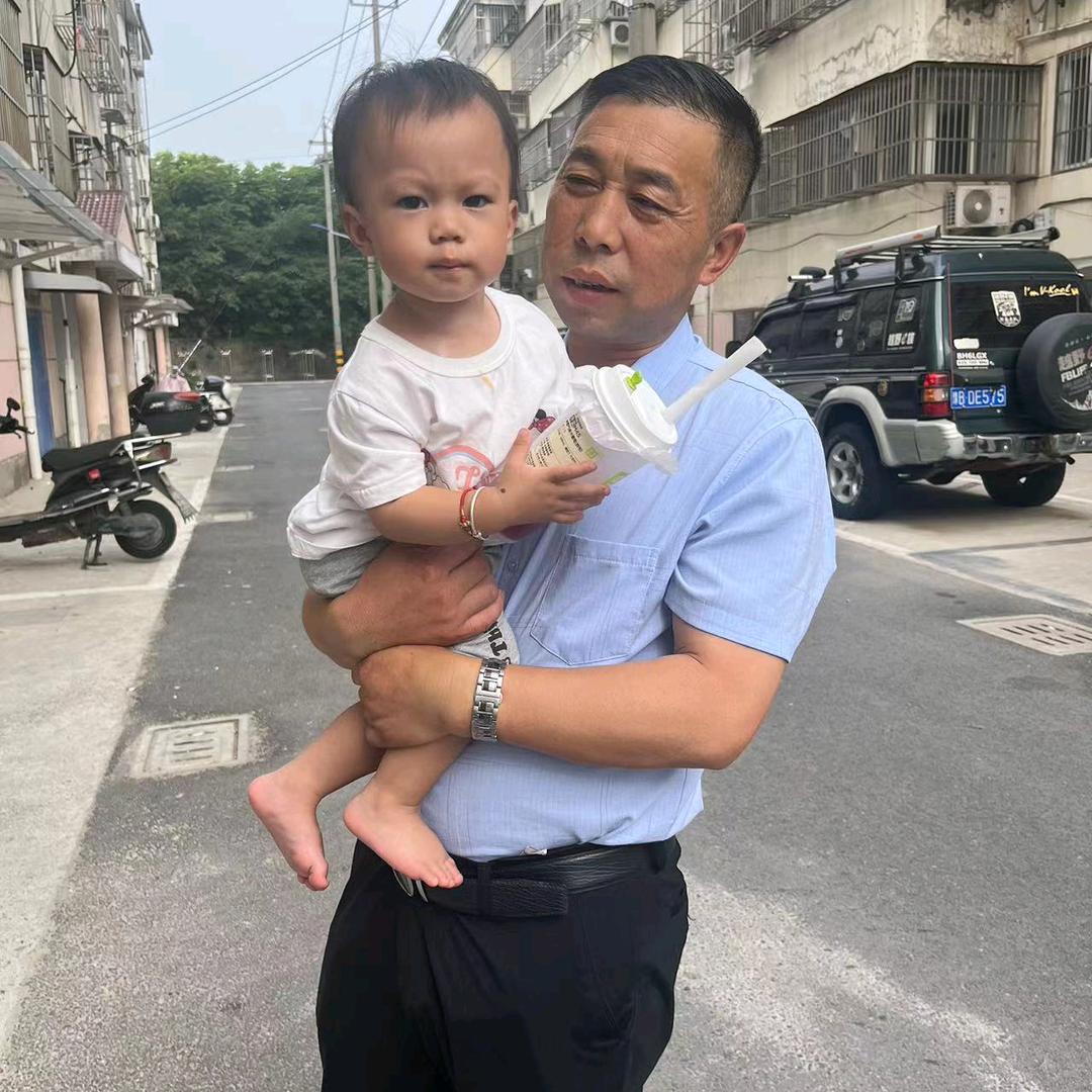 修建工匠（
