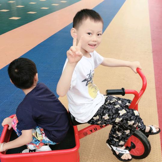 陈军