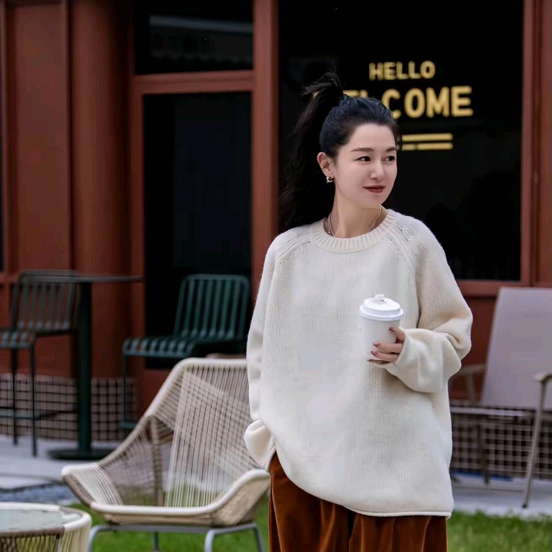 尤加莉'时尚穿搭