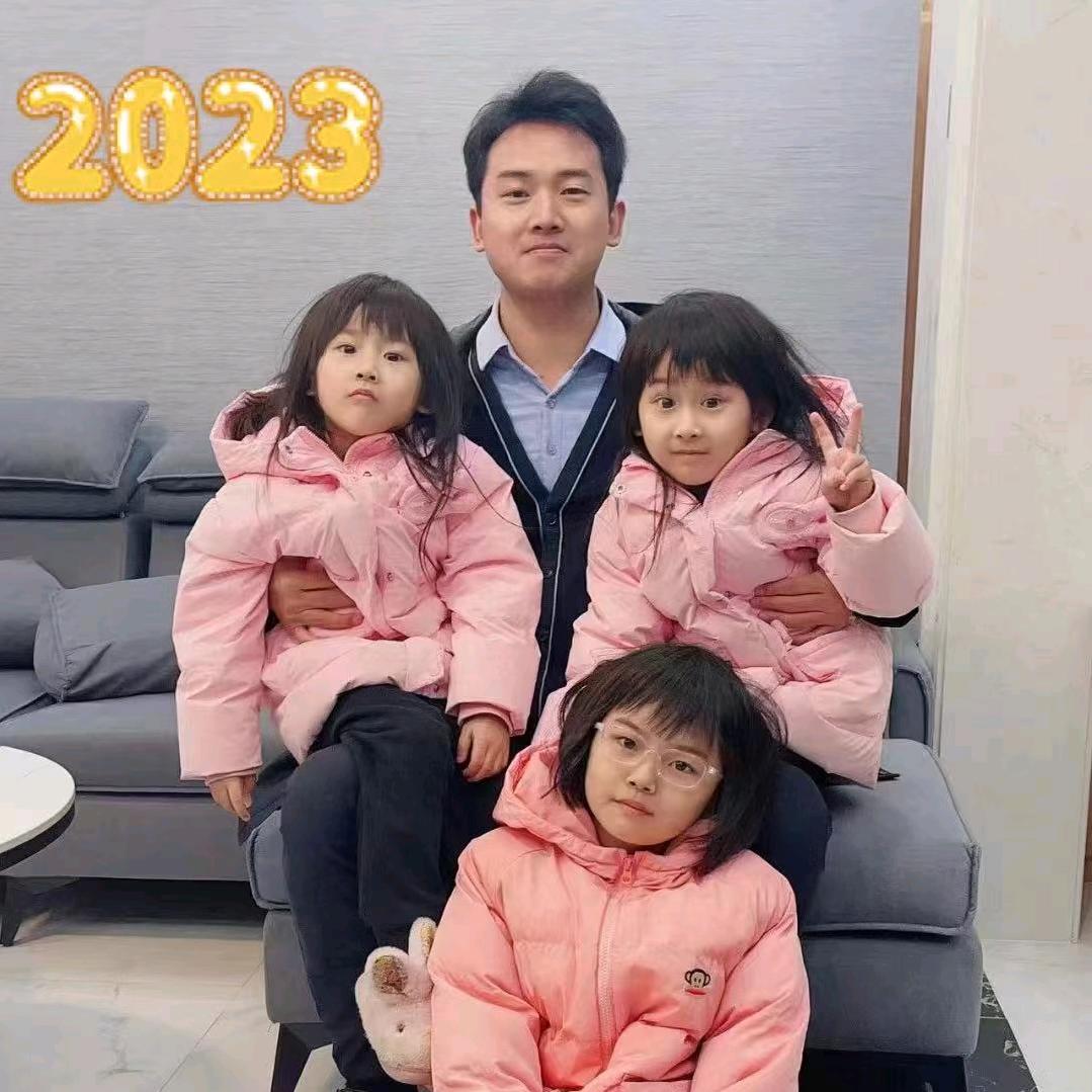 77嘟嘟和文文