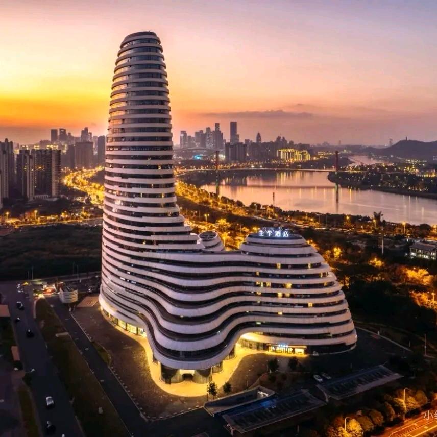 全季酒店(南宁新媒体中心店)专用号