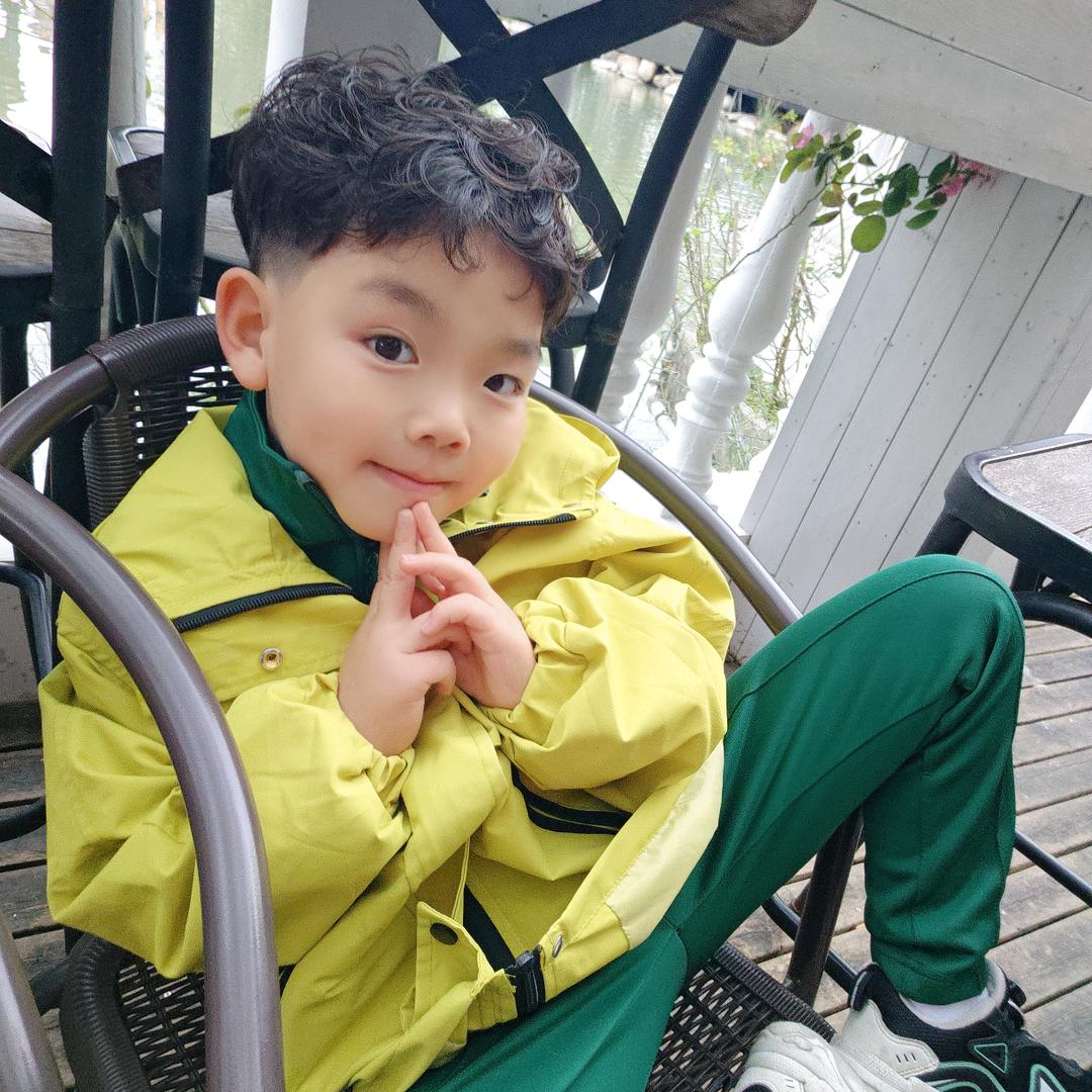 小艺艺外婆带货橱窗