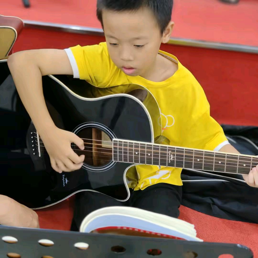 ༺ཌༀཉི铖༃ༀད༻