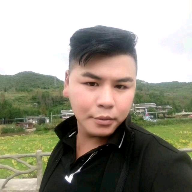 满  眼  星  陈