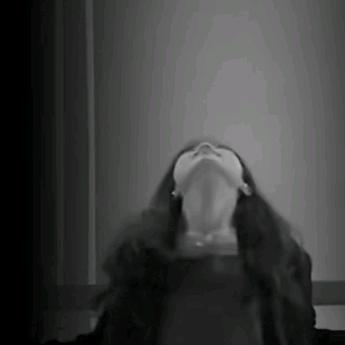 死了