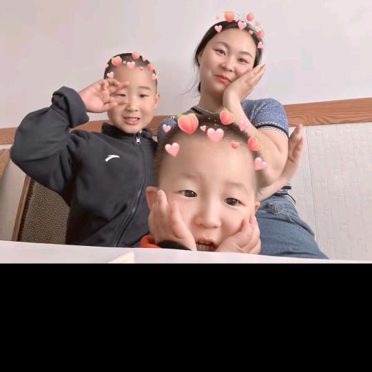 赵洪伟百货