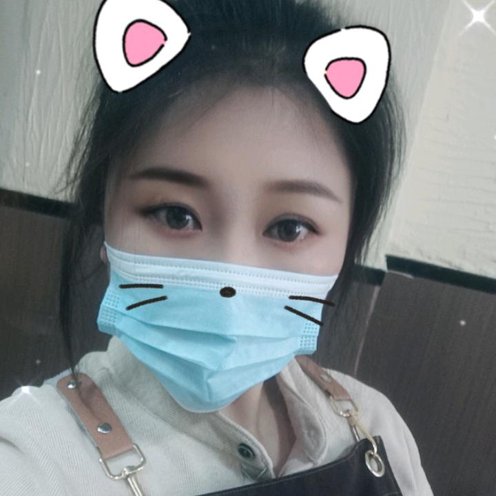 陈妍