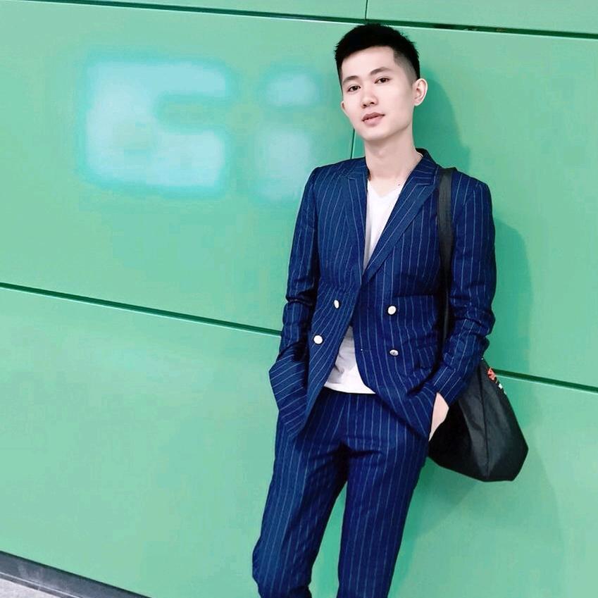 深圳南油小小李·轻奢女装服饰店