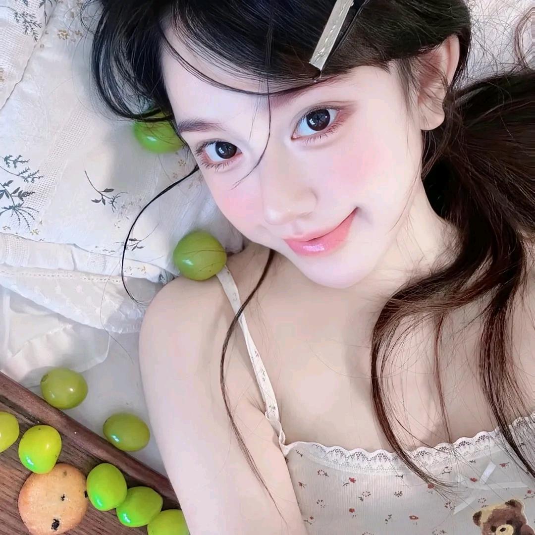 姀