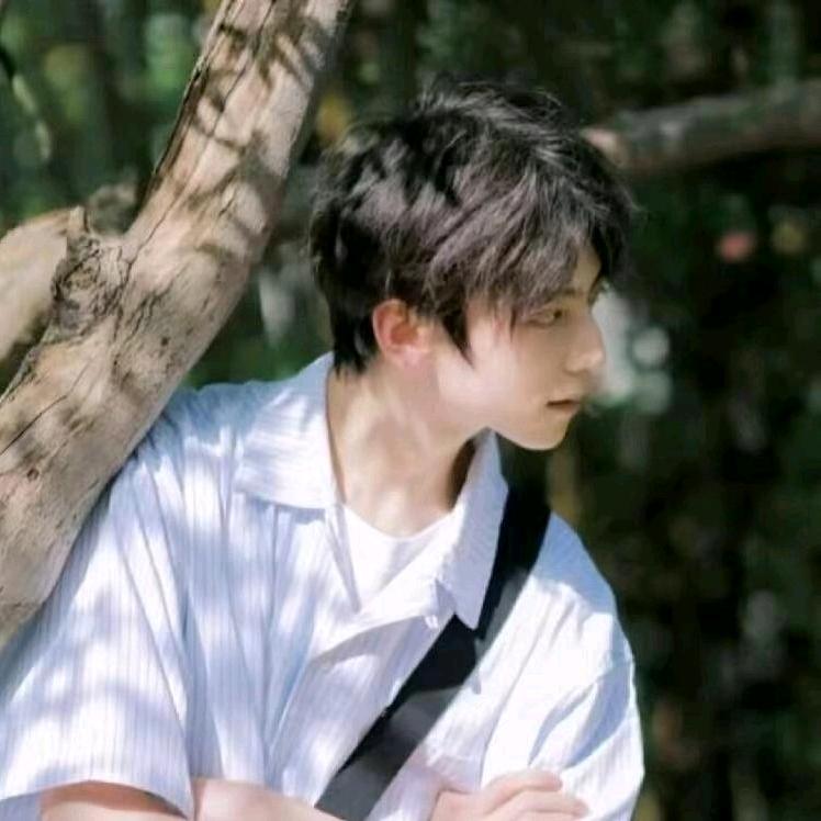 喜剧男主