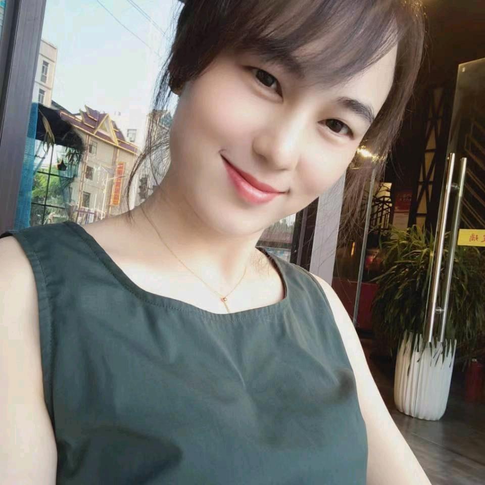 版纳美美阿姨
