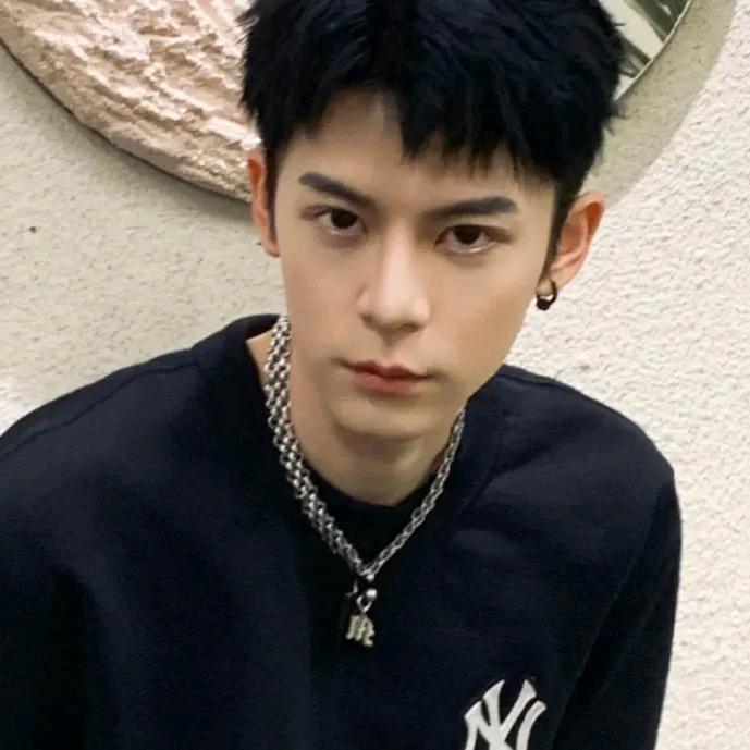 回首往事非少年