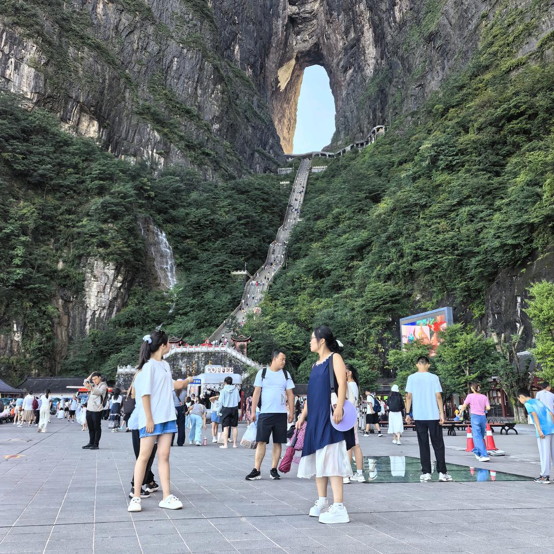 腾冲xue校霸凌事件