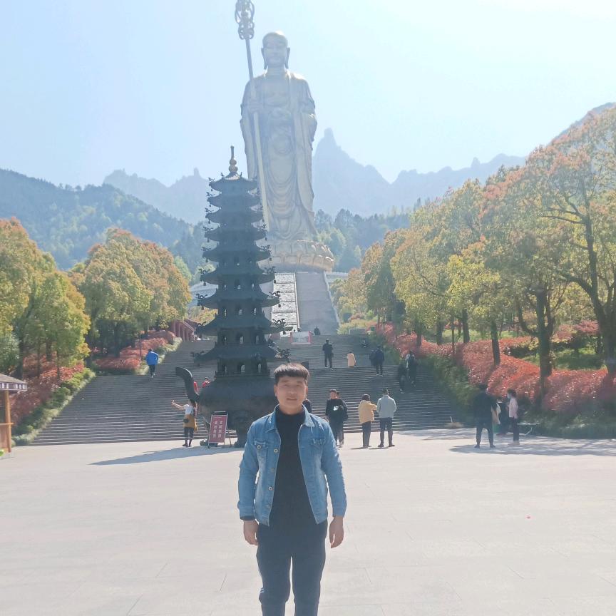 冠军秸秆打捆运输作业团队