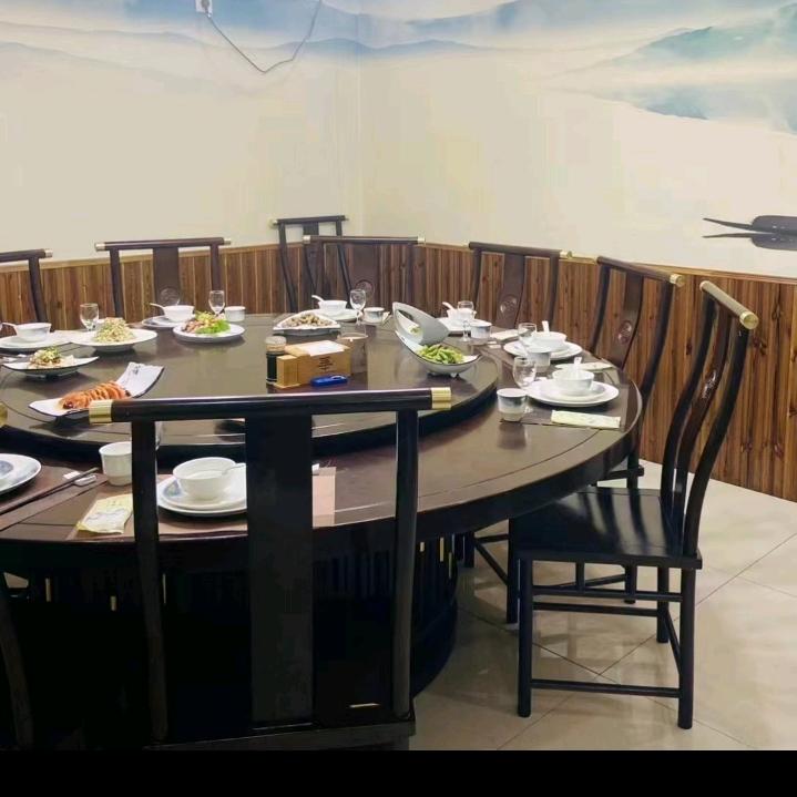 杨杨🉐亿，丛名财智（洪福楼酒店家宴）
