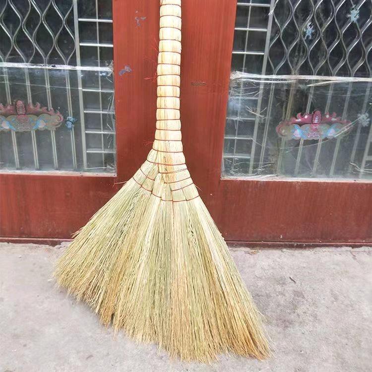 小马笤帚扫竹！