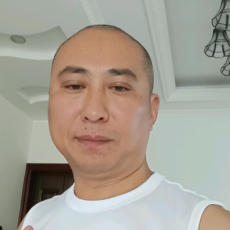 三哥爱钓鱼