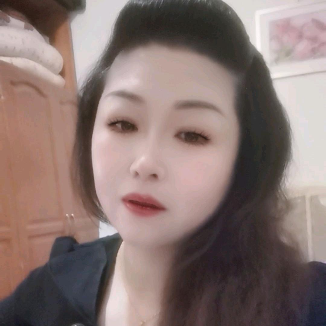 莉姐爱唱歌