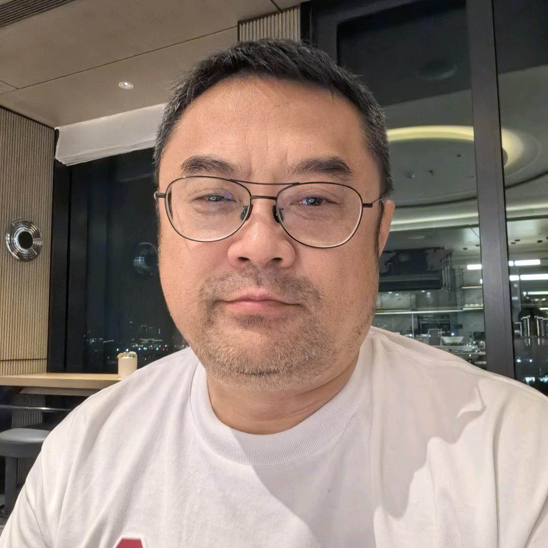 八月微風