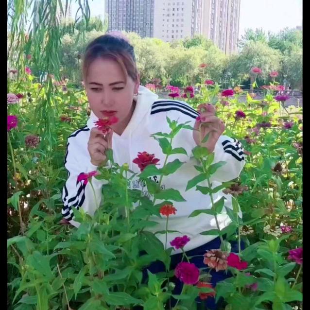 🌹💞坚强的姑娘 💞🌹