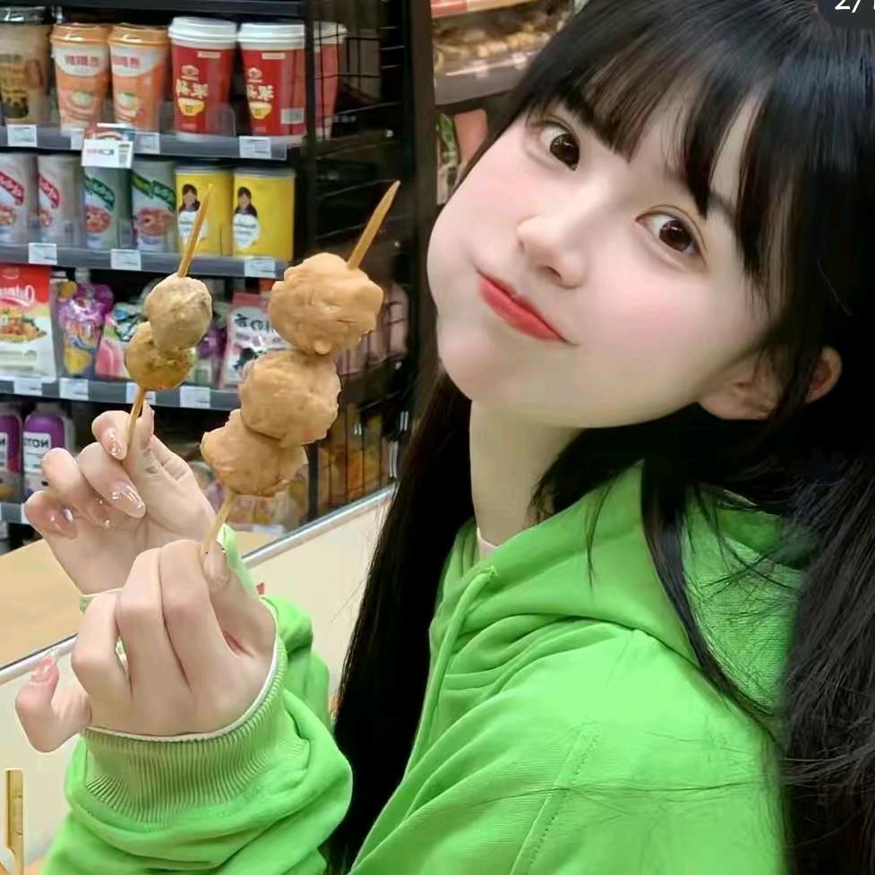 彤彤小吃货