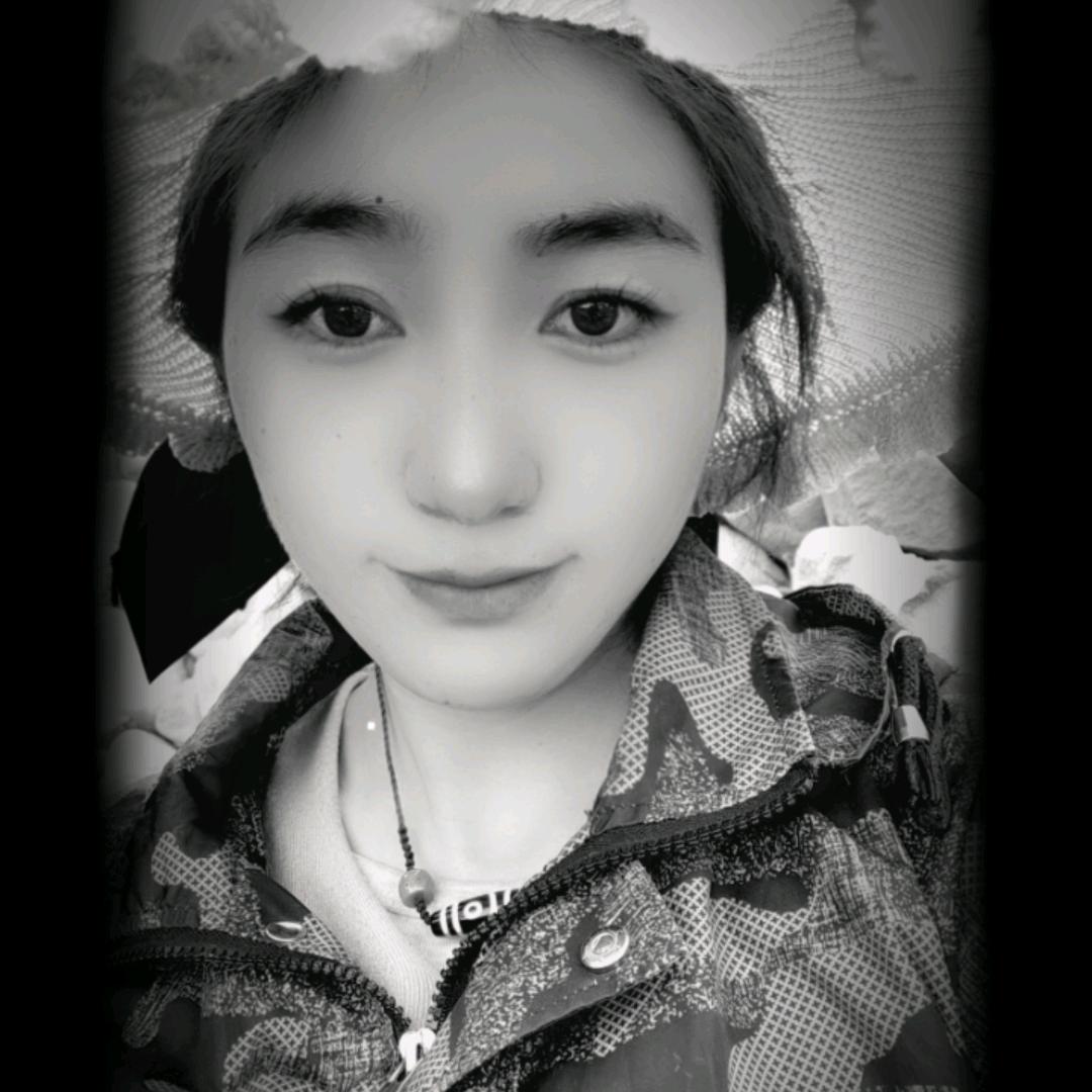 格桑曲珍