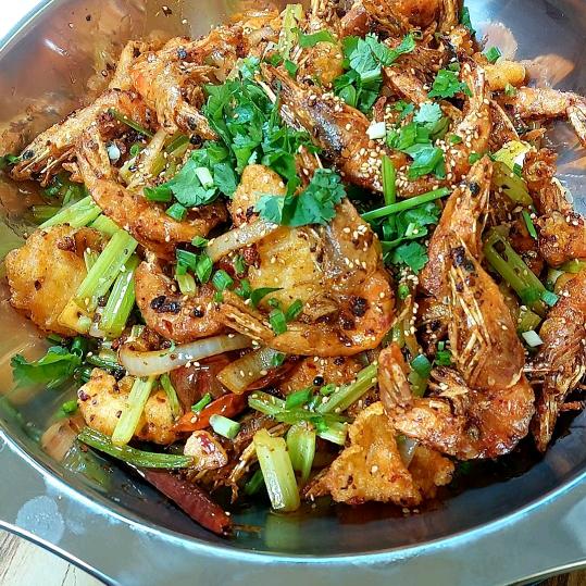 独一家啤酒鸭特色干锅