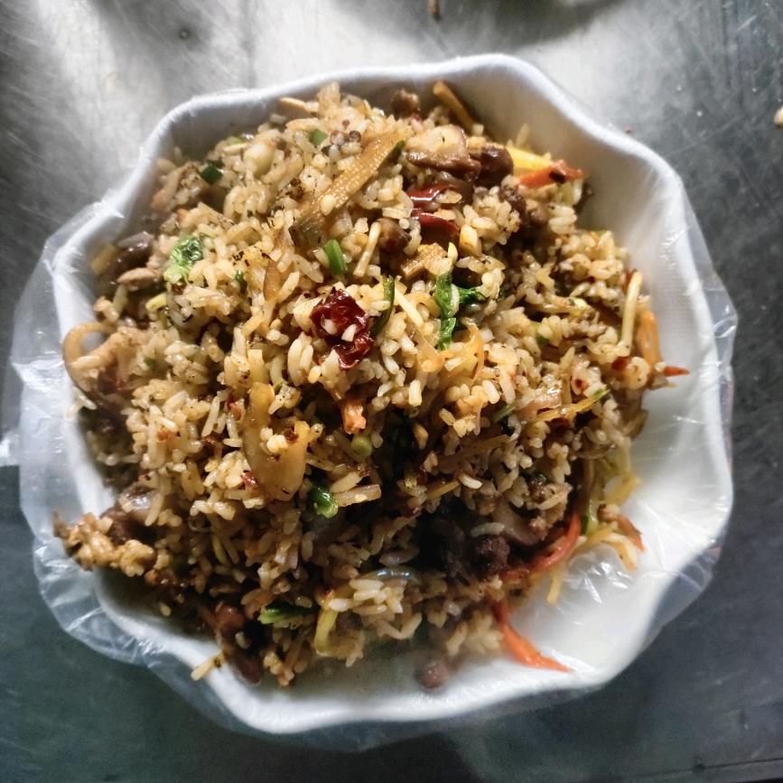 周周炒饭  炒粉