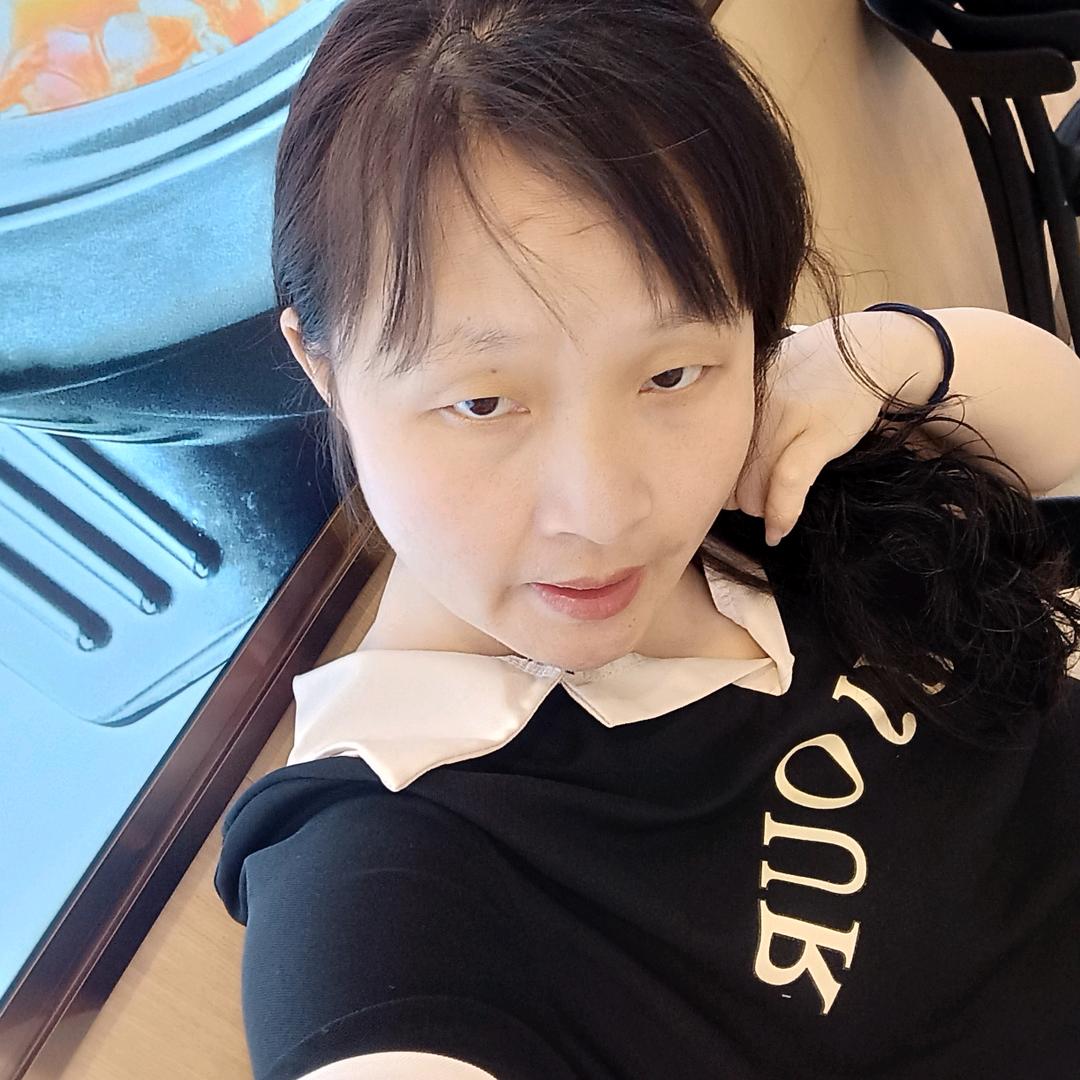 进橱窗有惊喜哦