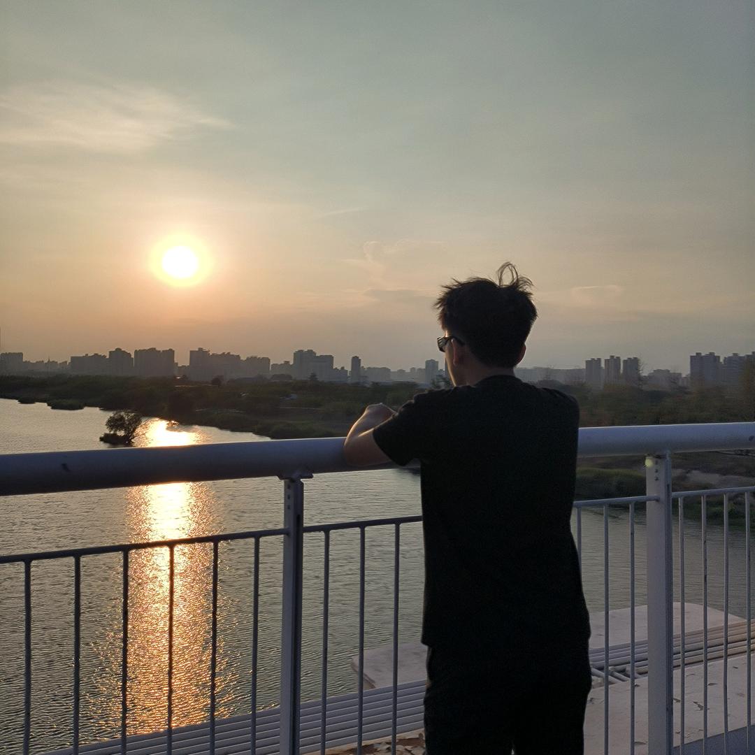 郭偉傑