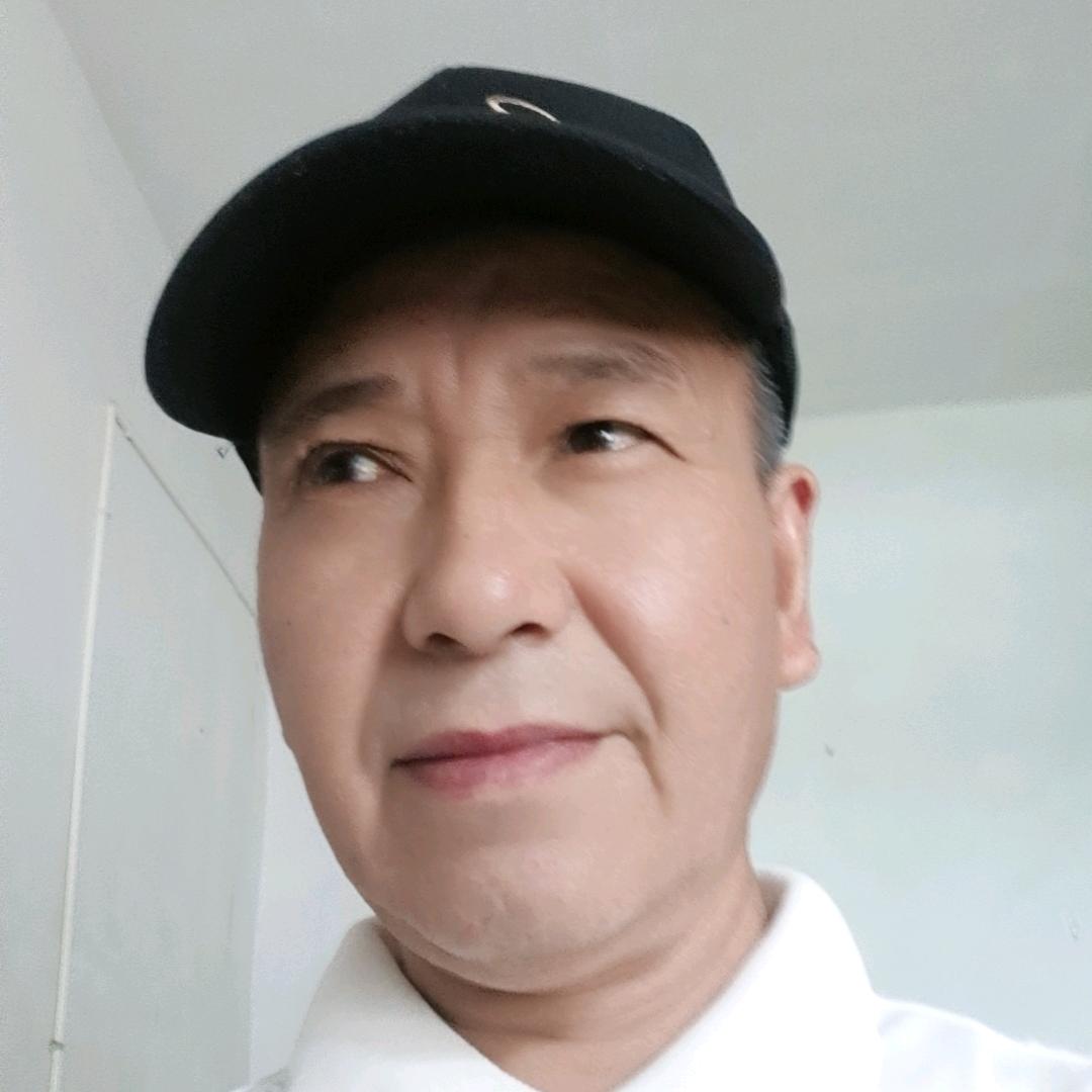 黄朋