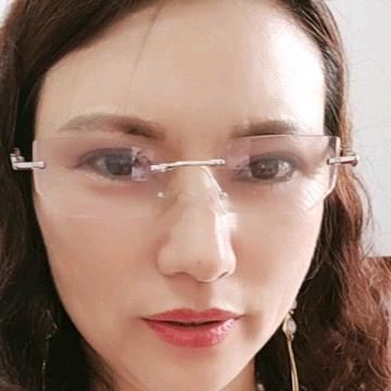 佳芯晚上21点20开直播周2-周4周6开