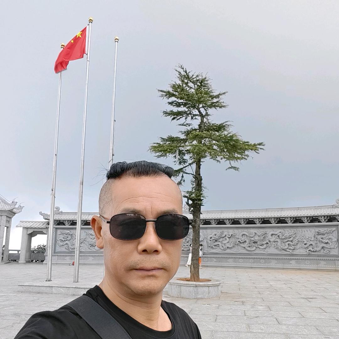 酒乱人心.