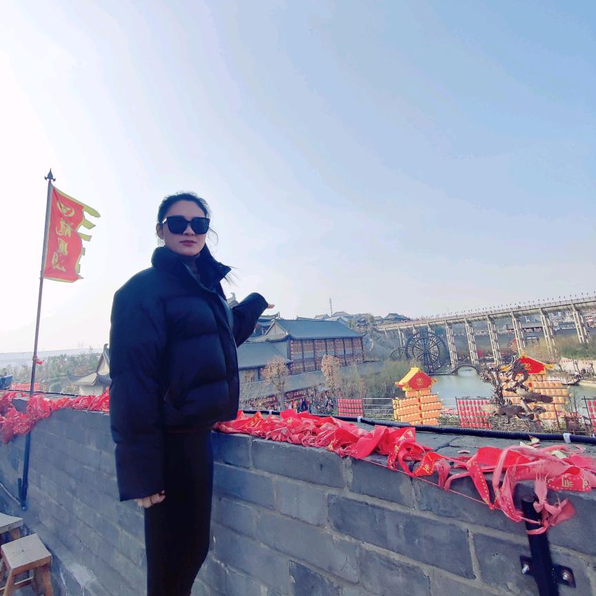 李毅头像