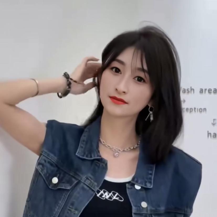 是兰兰吖💕