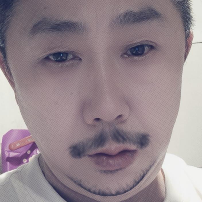 何志明
