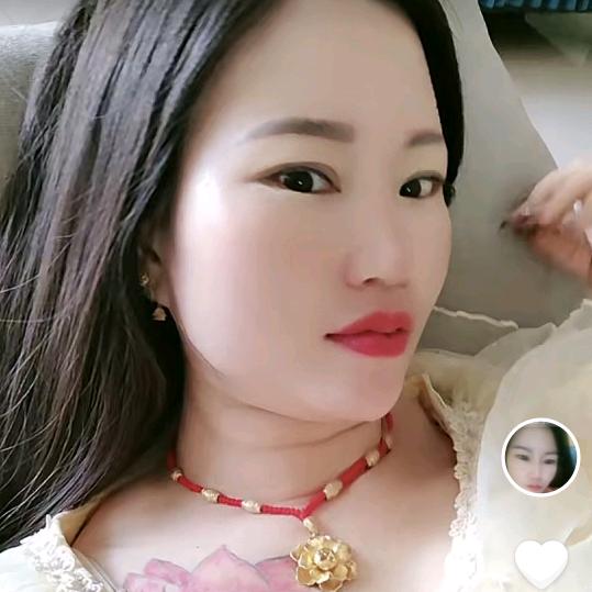 迷人的小姐姐