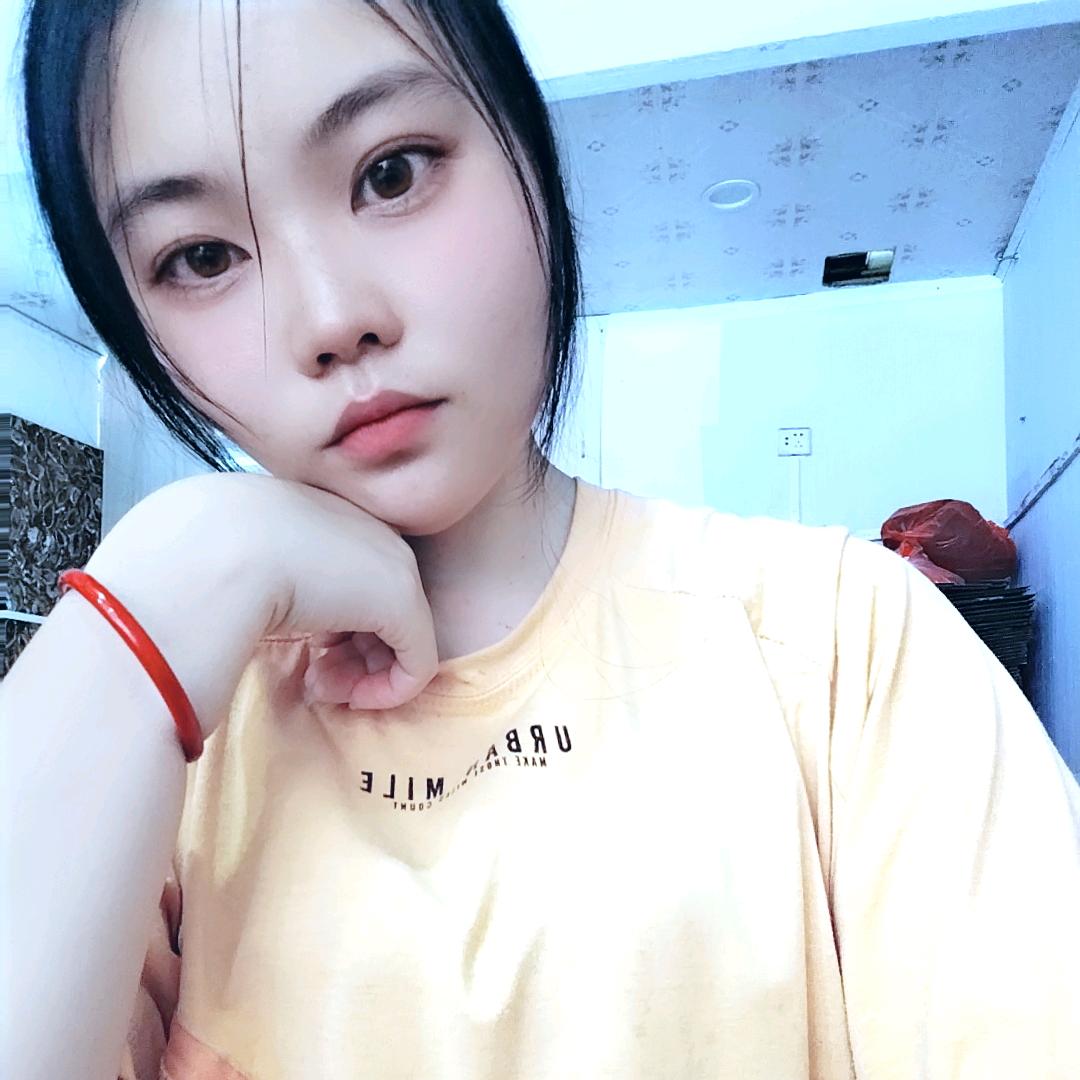 美美的摆摊生活🍇🍏🍓