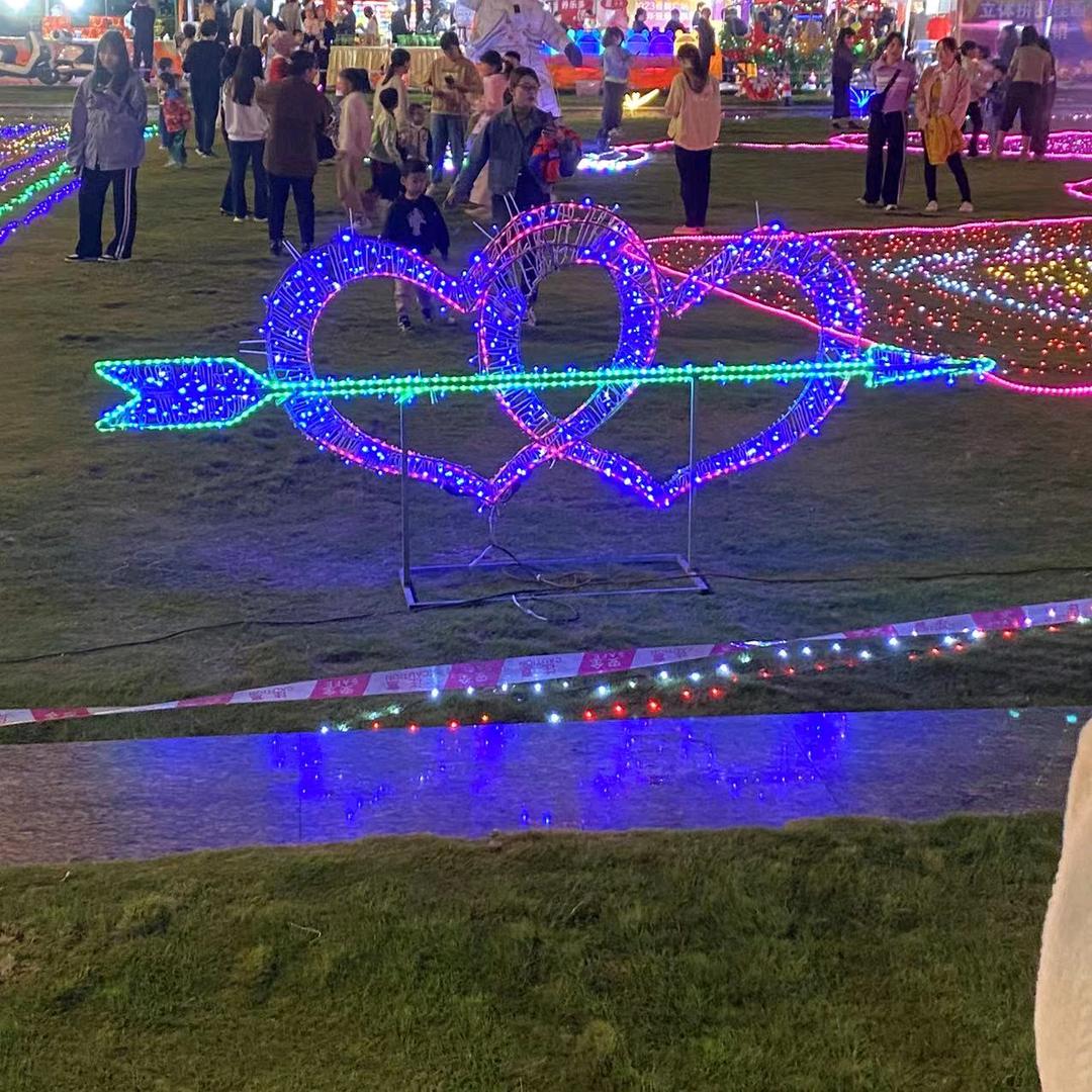诗诗潮品