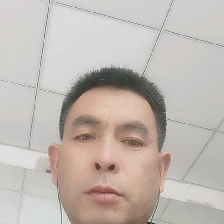 爱唱歌的农村大叔