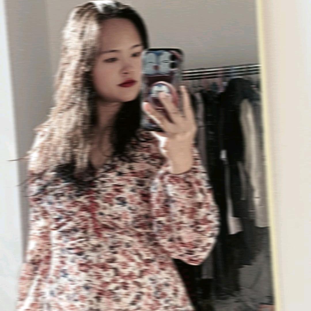 小 婆 娘